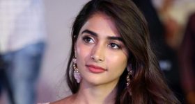 Pooja Hegde: కెరియర్ కష్టాలు.. మళ్లీ వారిని గోకుతున్న పూజ.. ఎంత కష్టమొచ్చింది?