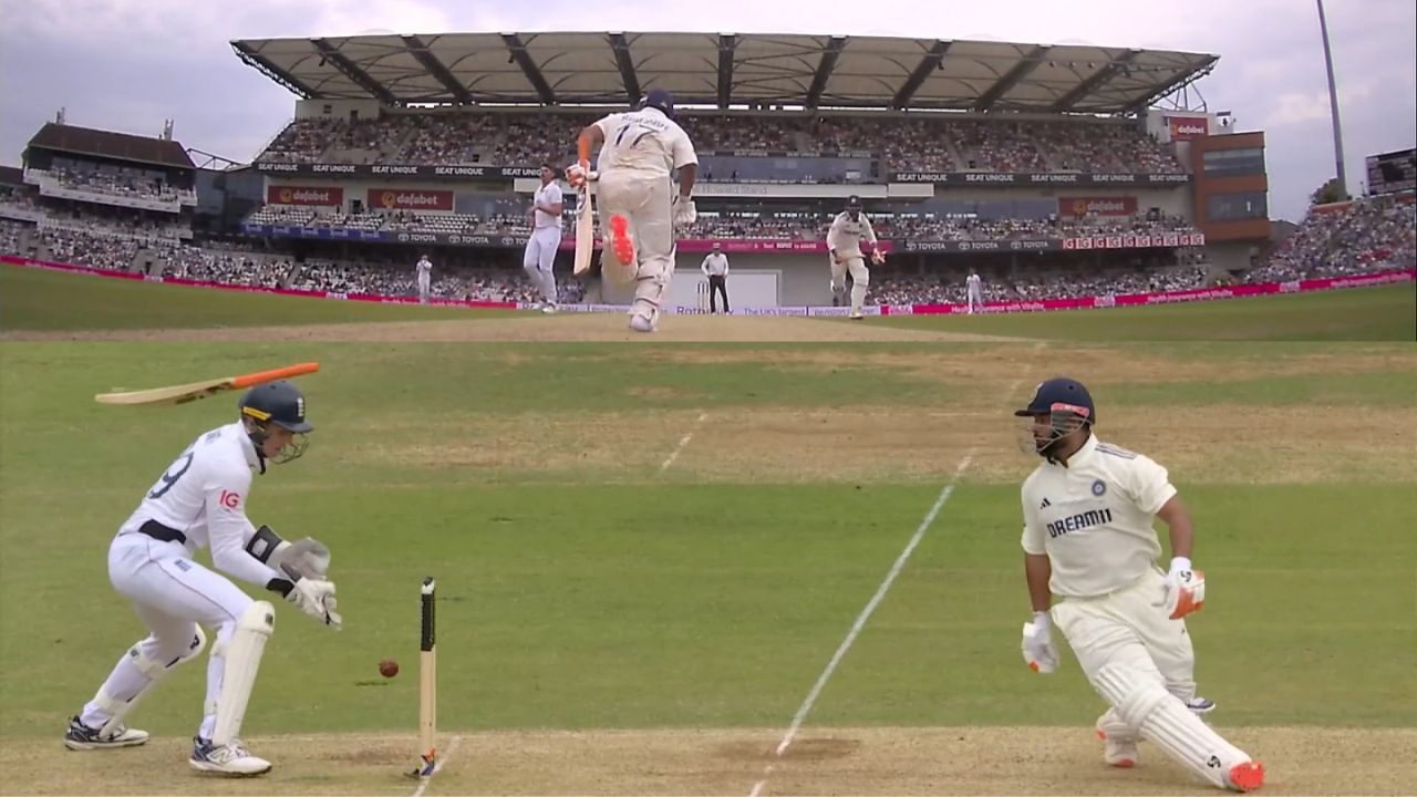 Rishabh Pant : గ్రౌండ్ లో పంత్ జిమ్నాస్టిక్స్… బ్యాటు, బూట్లు వదిలేసి చుక్కలు చూపించాడుగా