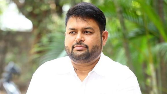S.S.Thaman: నీ అడ్రస్ పంపు బే.. నెటిజన్ పై ఫుల్ ఫైర్ అయిన తమన్.. ఏమైందంటే?