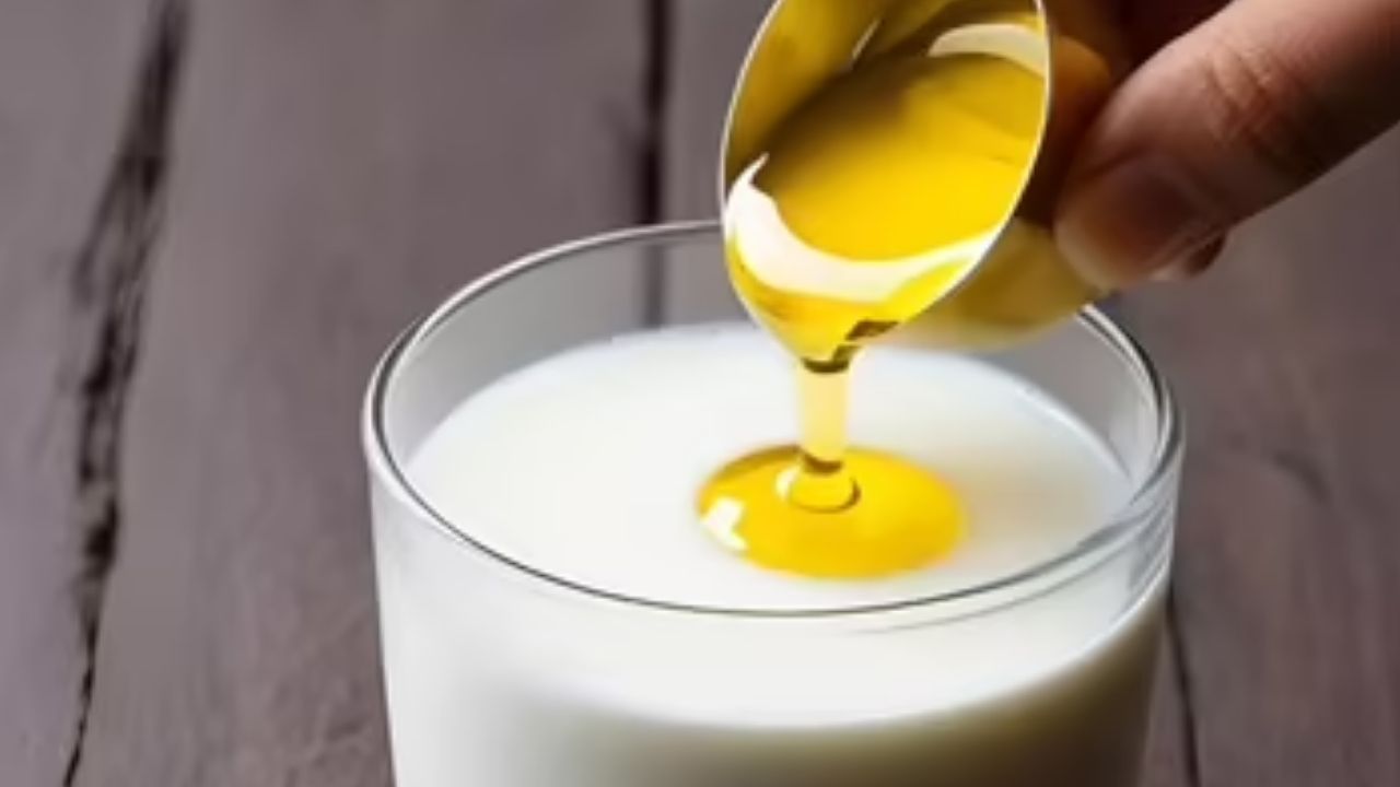 Milk Ghee Benefits: పాలలో నెయ్యి కలిపి తాగితే.. ఇన్ని లాభాలా ?