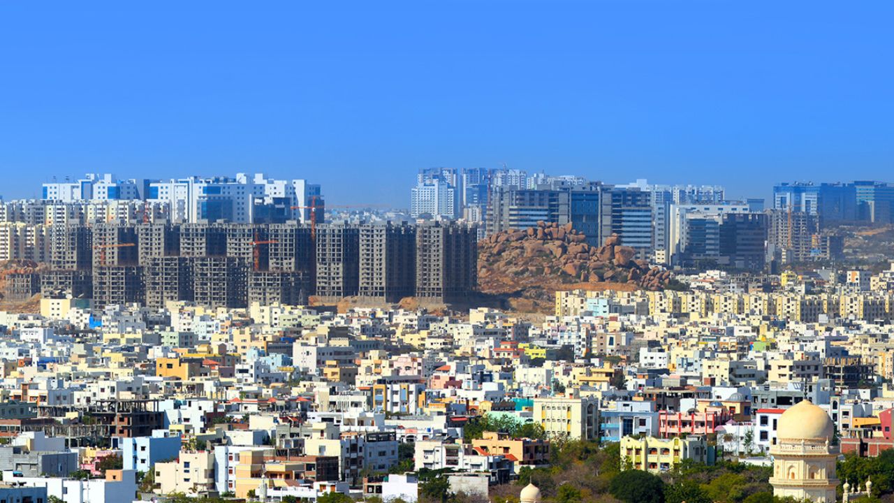 Hostels : 200 పీజీలు క్లోజ్.. ఖాళీ అవుతోన్న హాస్టళ్లు.. అసలు ఏం జరుగుతోంది?