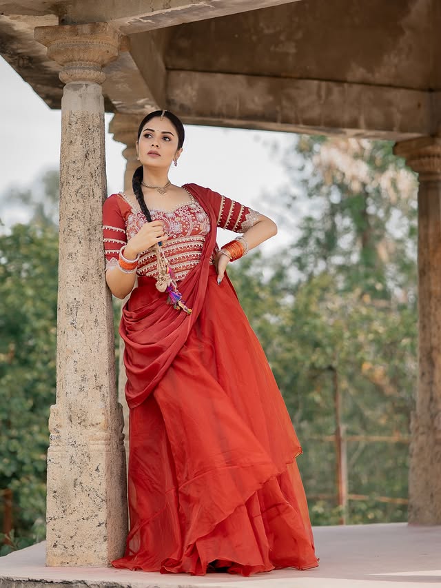 Sreemukhi Photo Gallery