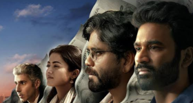 Flowers in Hair: అమ్మాయిలు తలలో పూలు పెట్టుకుని బయటకు వెళ్లకూడదా? పువ్వులు పెట్టుకోవడం ఎప్పుడు నిషేధం?