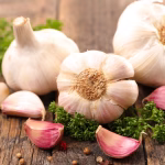 Garlic Benefits: ఉదయం పూట వెల్లుల్లి తింటే.. ఎన్ని లాభాలో తెలుసా ?