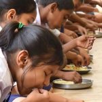 Food Poisoning: ప్రభుత్వం చెప్పినా.. మారని తీరు? ఉడకని అన్నం తిని విద్యార్థులకు అస్వస్థత