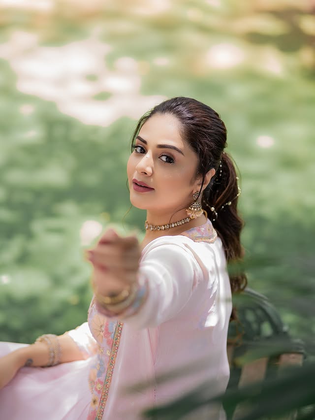 Sreemukhi Photo Gallery