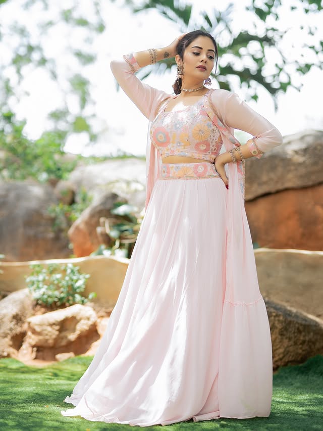 Sreemukhi Photo Gallery