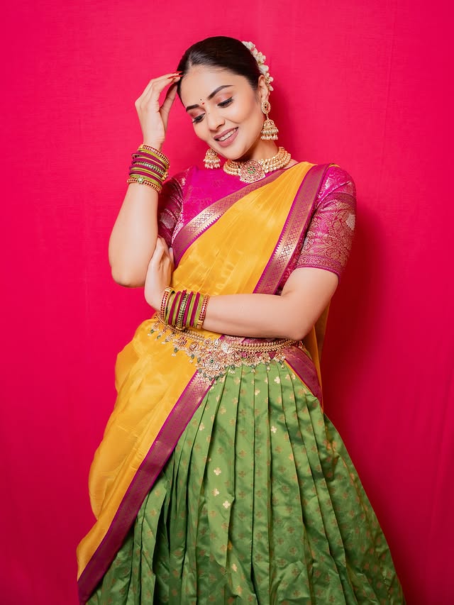Sreemukhi Photo Gallery