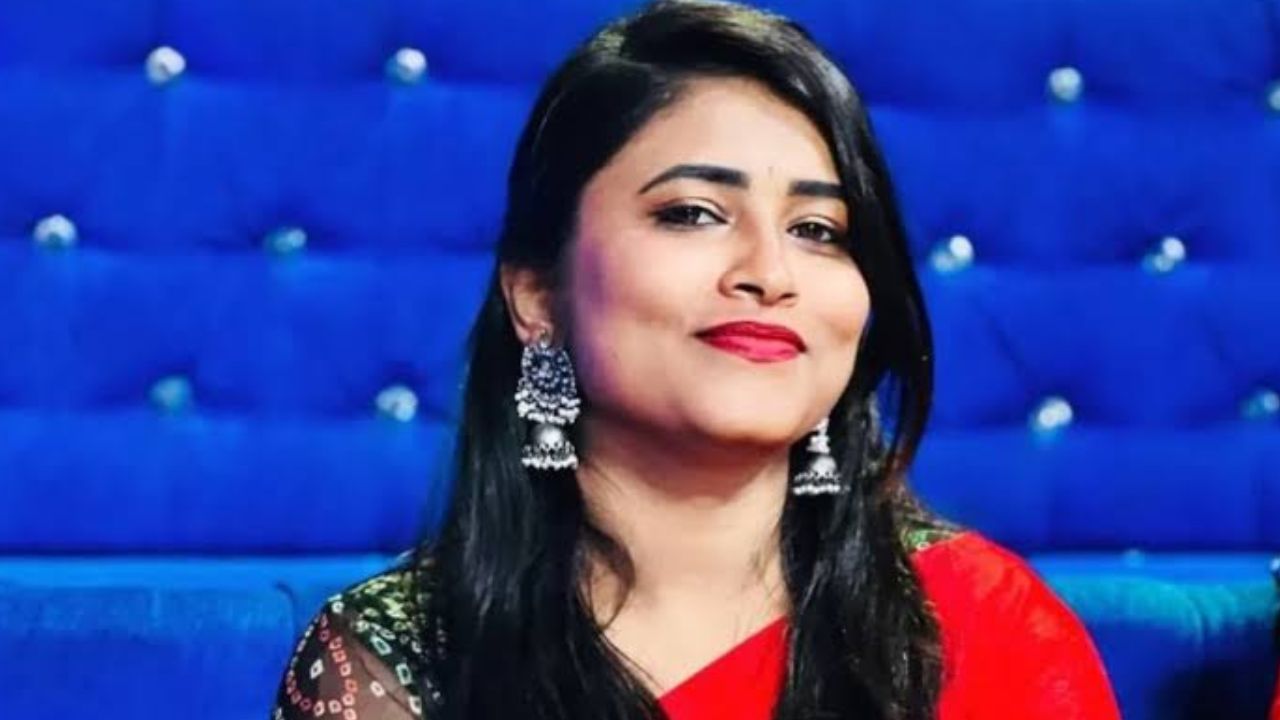 Geethu Royal : ఎంతపని చేశావు గీతూ.. బన్నీ పరువు తీసేసావుగా.. ఫ్యాన్స్ ట్రోల్స్..