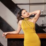 Rakul Preet Singh: స్టైలిష్ ఫోజులతో ఆకట్టుకుంటున్న రకుల్.. ఫోటోలు వైరల్!