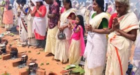 Actress Outfit: ద్రాక్ష పళ్లతో సాయి పల్లవి డ్రెస్... ఎంత అద్భుతంగా ఉందో మీరే చూడండి.?