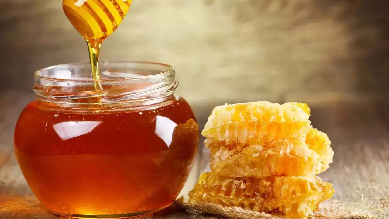 Honey in Monsoon: వర్షాకాలంలో తేనె తింటే.. ఇన్ని ప్రయోజనాలా ?