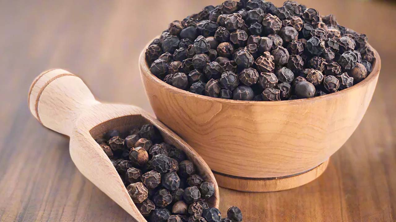 Black Pepper: నల్ల మిరియాలతో.. నమ్మలేనన్ని లాభాలు !