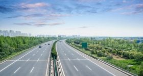 AP Highway Projects: అమెరికాను క్రాస్ చేస్తున్న ఏపీ రోడ్లు.. ఇక్కడే బెటర్ ఎందుకంటే?