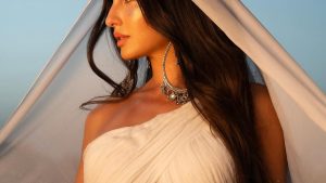 Nora Fatehi: మత్తెక్కించే కళ్ళతో మతులు పోగొడుతున్న నోరా ఫతేహి!