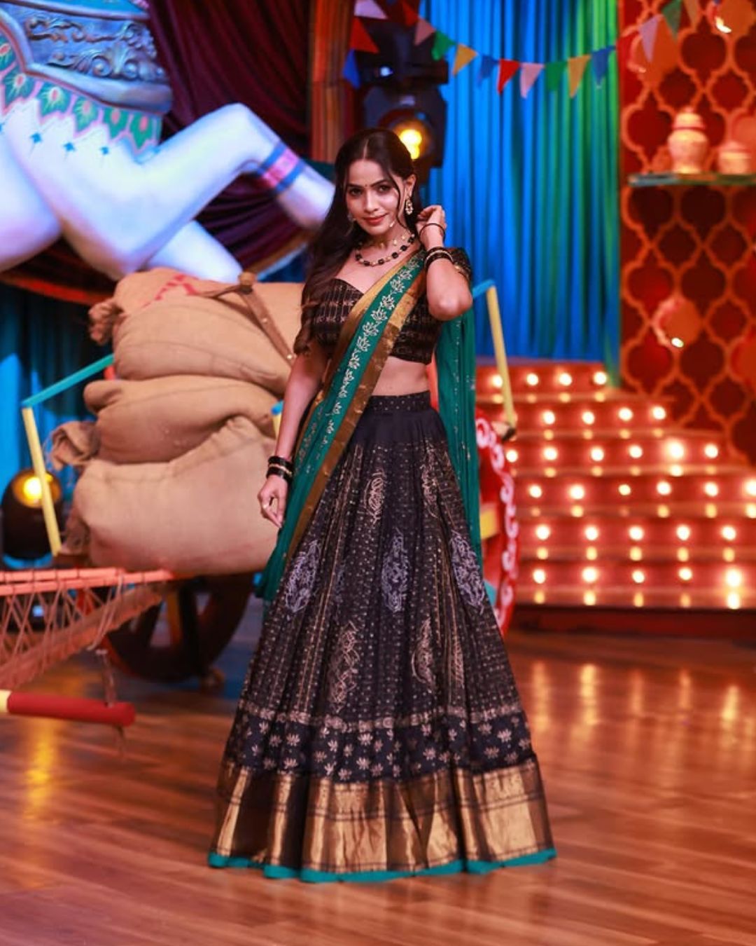 Shobha Shetty: వంటలక్కకే పోటీనా? కిచెన్‌లో కిలాడీ మోనితా.. లెహంగాలో భలే ముద్దుగా ఉందే!