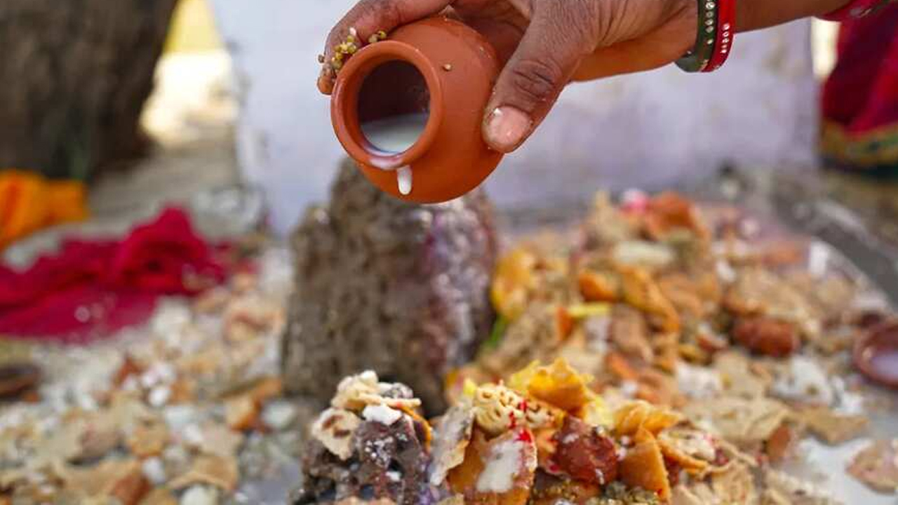 Shravana Masam 2025: శ్రావణ మాసం రెండో సోమవారం శివారాధన ఎలా చేయాలి?